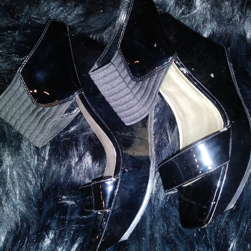 Patent Leather Jessica Simpson Wedge sandals